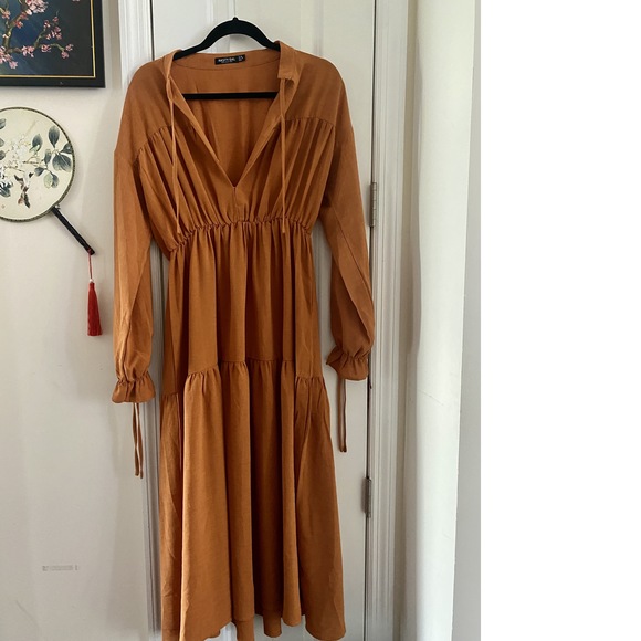 NASTY GAL Orange/Bronze/Sienna V-Neck Maxi-Dress (Size 6US) - Picture 2 of 10